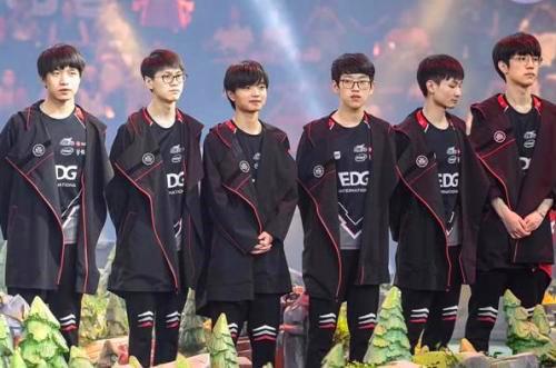 给予许多年 给予许多年