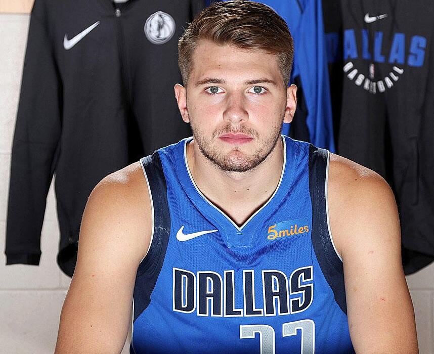 圣马梅斯球 圣马梅斯球